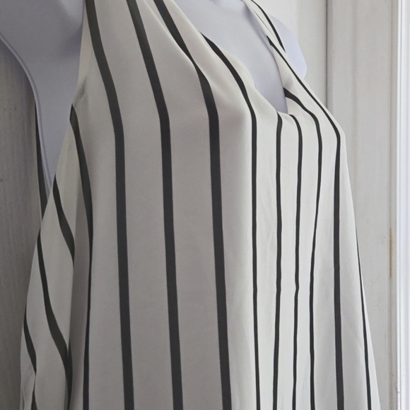 Torrid | Georgette White Black Swing Top - Picture 6 of 9